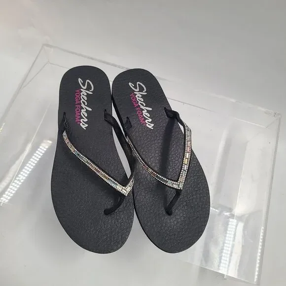 Skechers Shoes Womens 9 Yoga Foam Rhinestone Sandals Beach Resort Coastal Bling - Picture 1 of 7